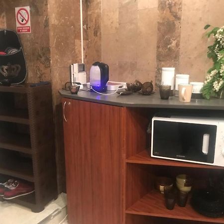 Desyatinnaya Hostel Kiev Luaran gambar