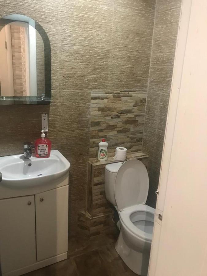 Desyatinnaya Hostel Kiev Luaran gambar