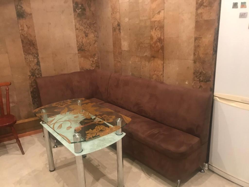 Desyatinnaya Hostel Kiev Luaran gambar
